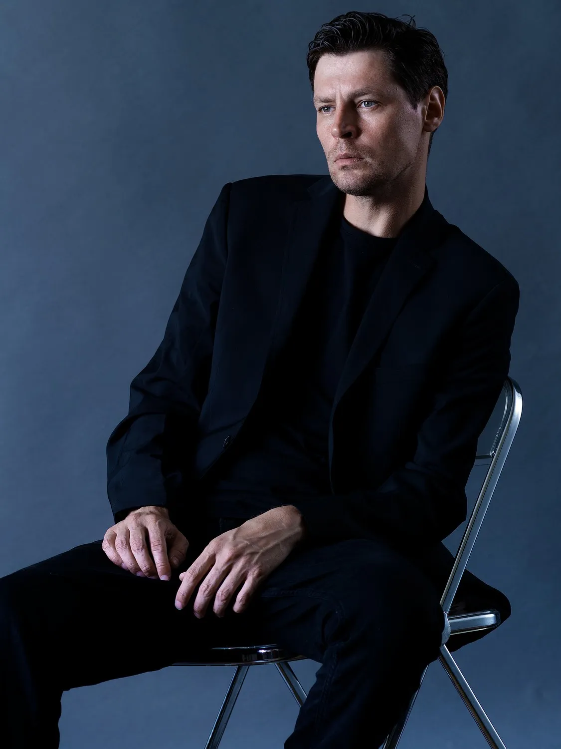 Adrian — Portfolioaufnahme 8 von 32