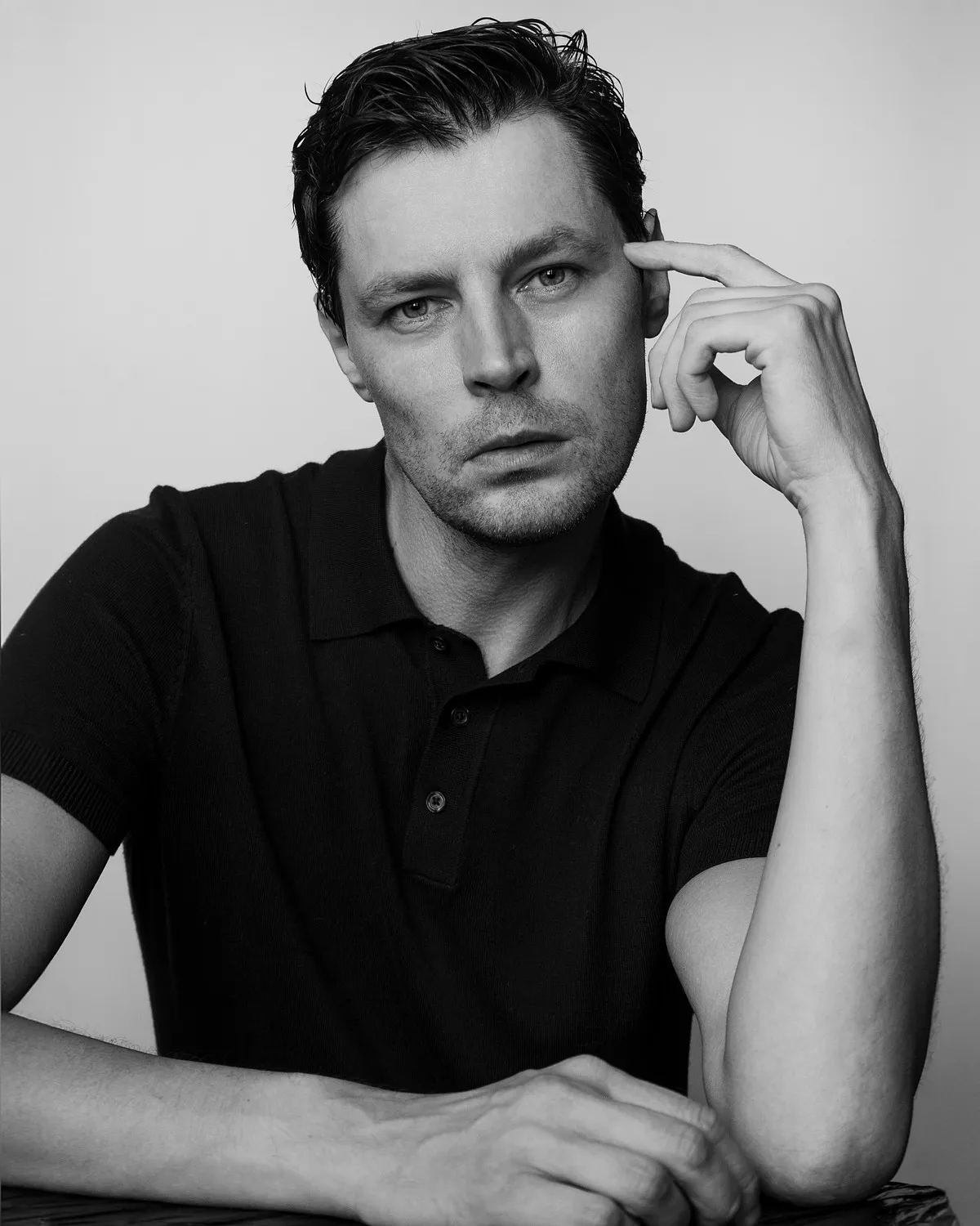 Adrian — Portfolioaufnahme 30 von 32