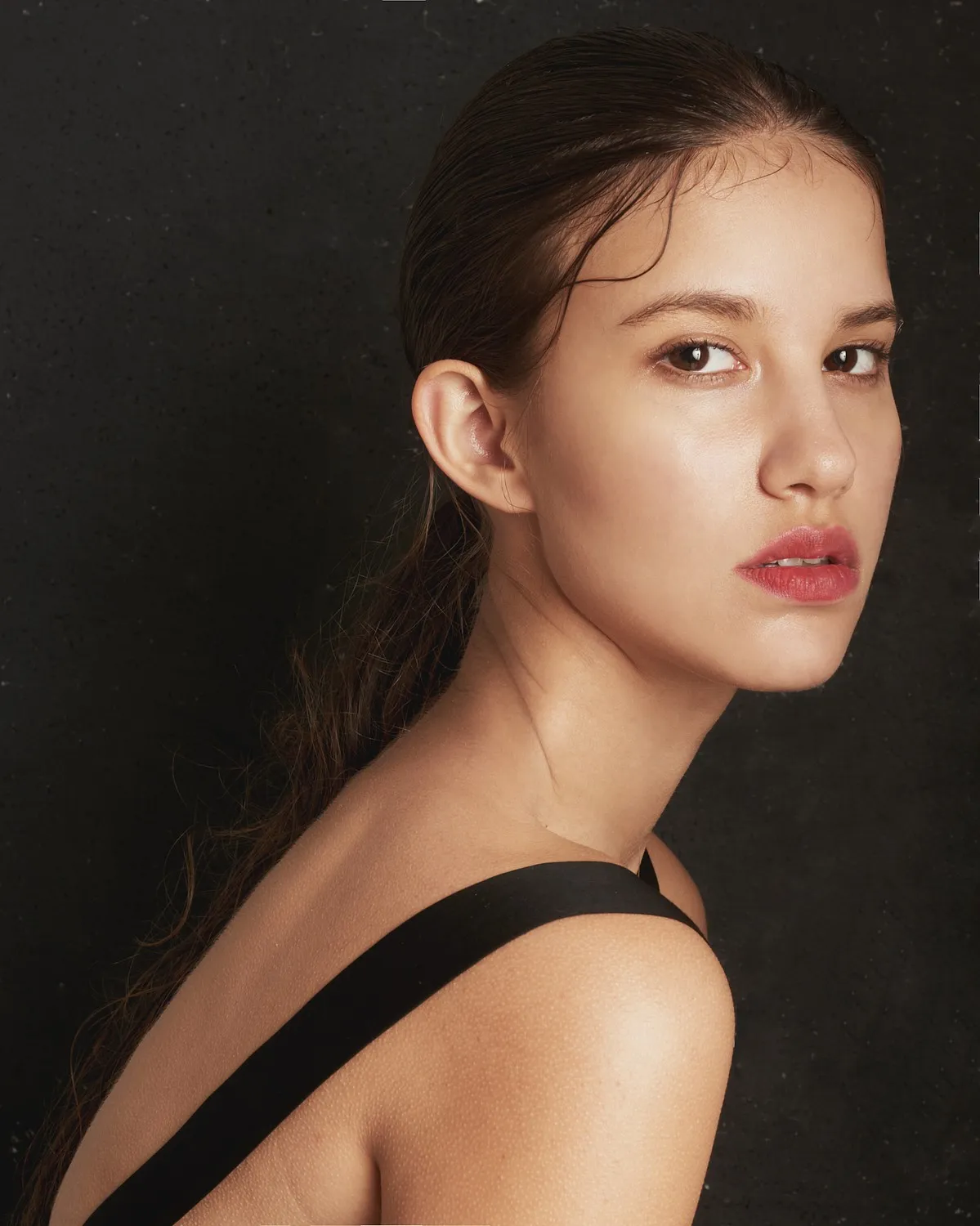 Selena G. — portfolio image 17 of 36