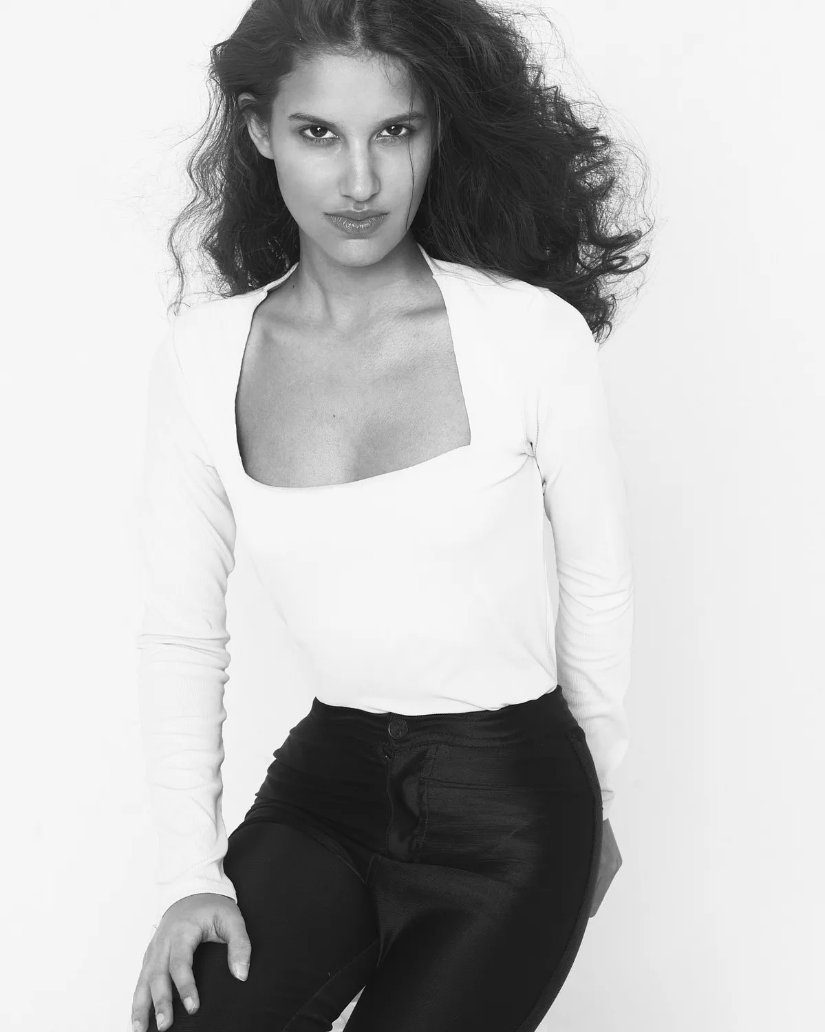 Selena G. — portfolio image 24 of 36