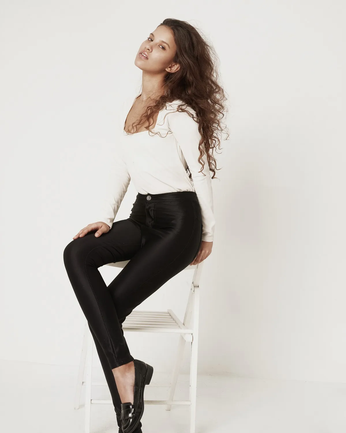 Selena G. — portfolio image 25 of 36